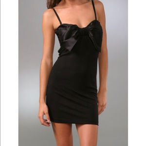 Elizabeth and James Bow front dress